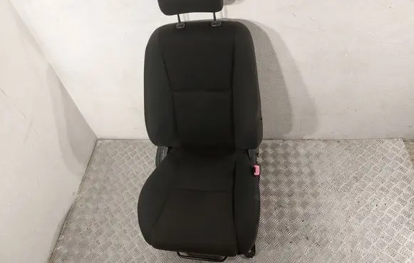 Front passenger seat