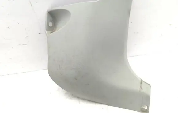 Foot area side trim