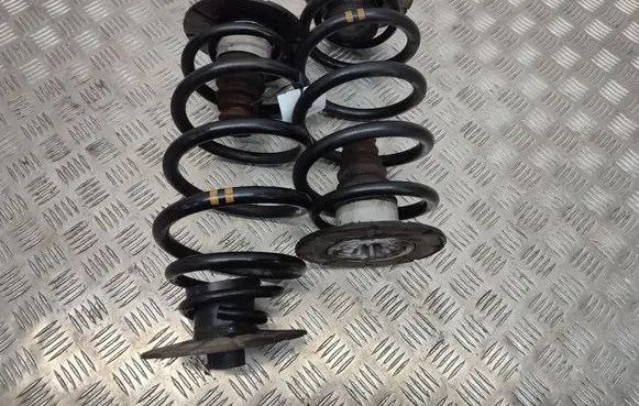 Mercedes-Benz Vito Viano W447 Rear coil spring