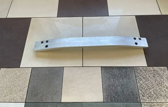 Lexus IS 220D-250-350 Front bumper cross member LX2000R0