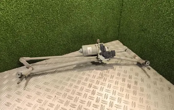 Front wiper linkage and motor