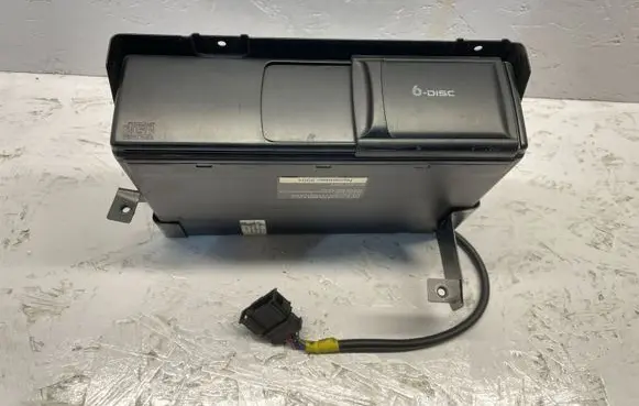 Volkswagen Touareg I CD/DVD changer 1J6035111