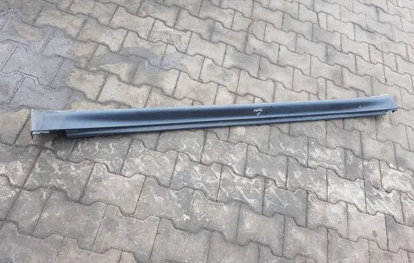 Nissan Juke I F15 Front sill (body part) III768501KA6AIII 768501KA6A