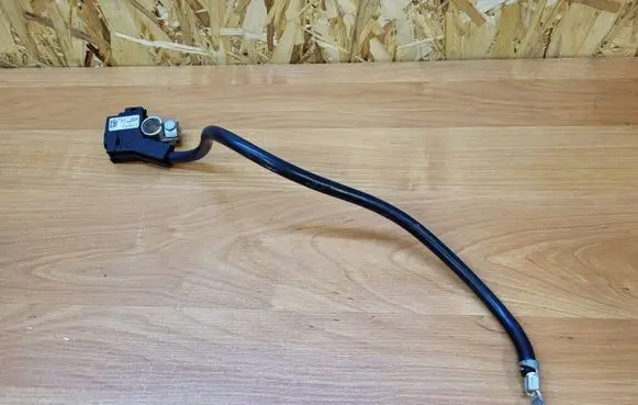 BMW 5 F10 F11 Negative earth cable (battery) 9234437 5WK48808B