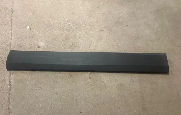 Volkswagen Crafter Front door trim (molding) 12533998 A9066900762 A9066905382