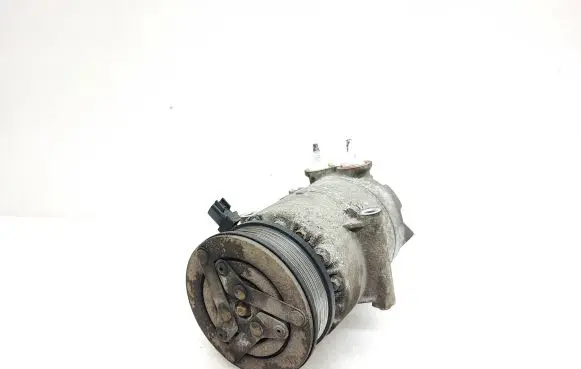 Ford Focus Air conditioning (A/C) compressor (pump) AV6119D629CA
