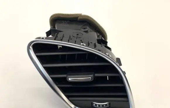 Audi A5 8T 8F Dashboard side air vent grill/cover trim 8T1820902G