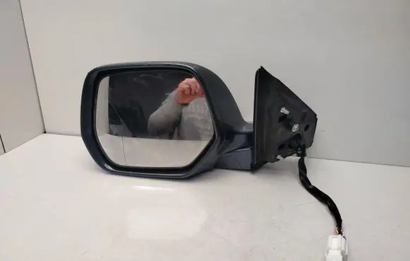Honda CR-V Front door electric wing mirror 15D17