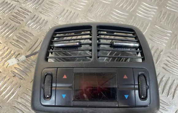 Mercedes-Benz E W211 Climate control unit 2118300285