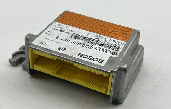 Volkswagen Touareg I Airbag control unit/module 3D0909601E 0285001733