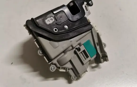 Audi S5 Facelift Front door lock 8J1837016F