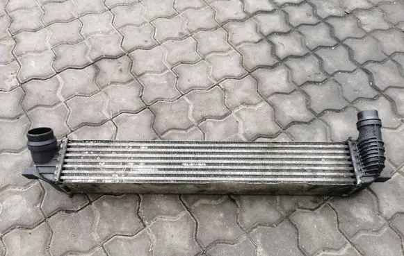 Renault Laguna III Intercooler radiator 144610001N H9467004