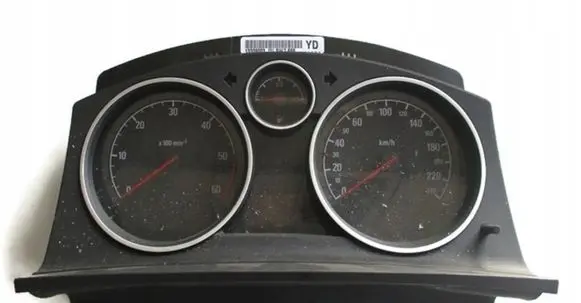Opel Zafira B Speedometer (instrument cluster)