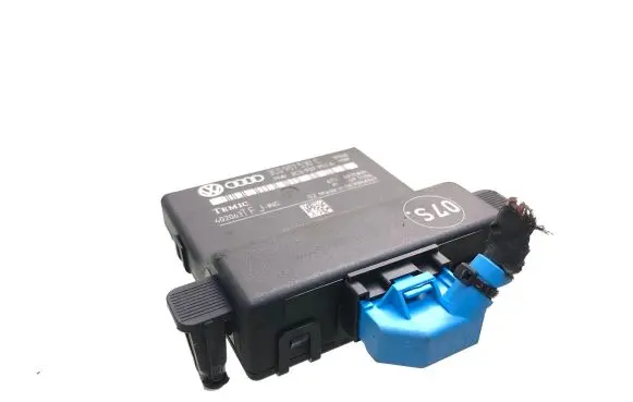 Volkswagen PASSAT B6 Gateway control module 3C0907530C