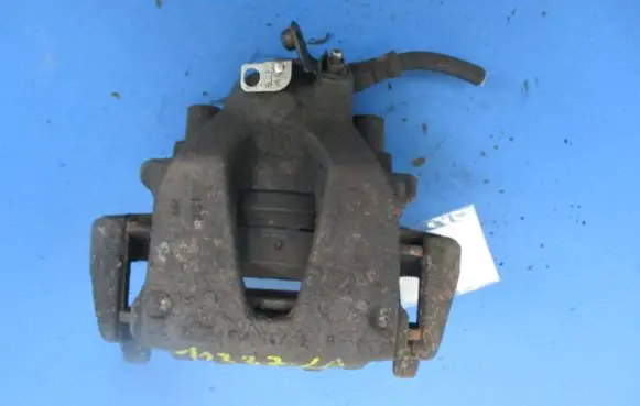 Fiat Multipla Front brake caliper