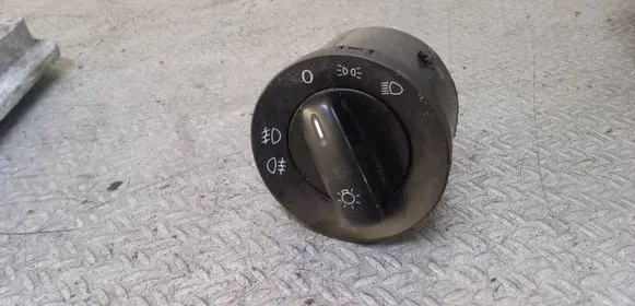 Volkswagen PASSAT B6 Light switch 1K0941431AJ