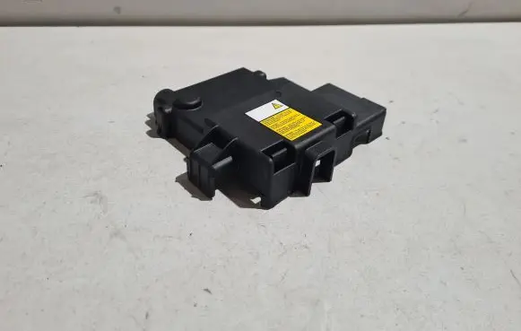 Maserati Ghibli Battery box tray cover/lid 