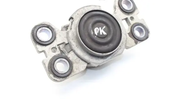 Land Rover Range Rover Evoque L538 Engine mount bracket EJ327M121AD