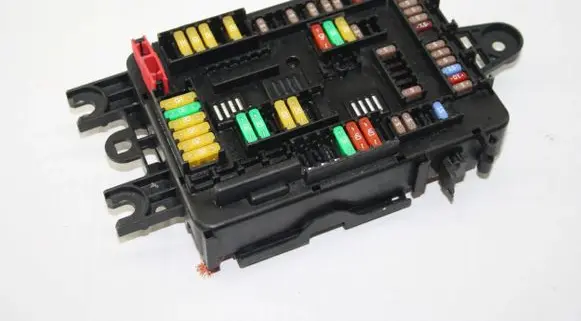 BMW 2 F22 F23 Fuse box cover 9389070