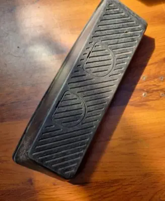 Mitsubishi Colt Foot rest pad/dead pedal MR201426