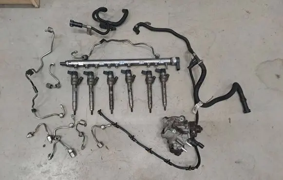 BMW 3 F30 F35 F31 Fuel injection system set 7805423 004964L 0445216036