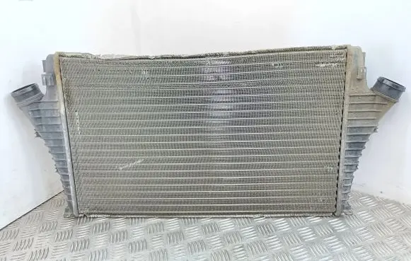 Opel Signum Intercooler radiator 13205149