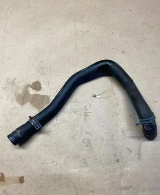 Audi Q7 4L Engine coolant pipe/hose 7L0815988 KW3613