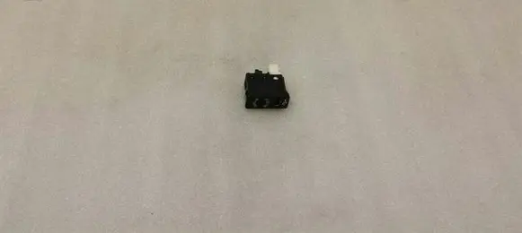 Mini One - Cooper F56 F55 AUX in-socket connector 9266607