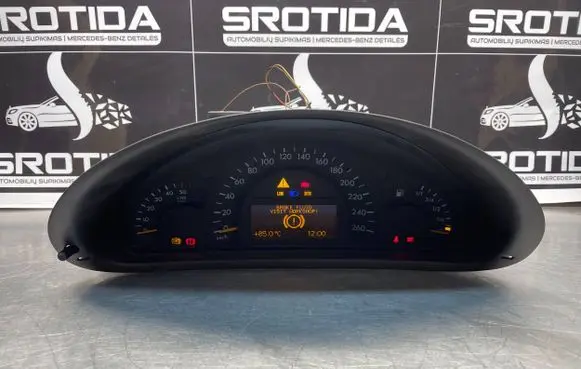 Mercedes-Benz C W203 Speedometer (instrument cluster) A2035401347