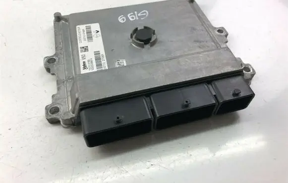 Renault Clio IV Other control units/modules 237104789R G199