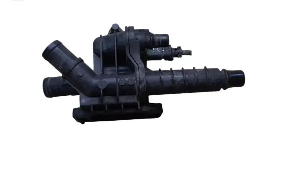 Thermostat/thermostat housing
