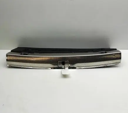 Audi Q3 8U Trunk/boot sill cover protection 8U0864483M