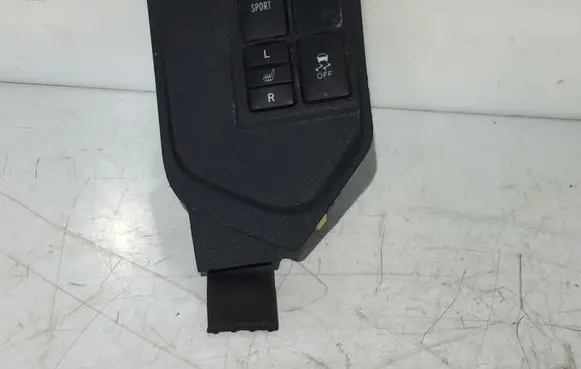 Toyota Yaris A set of switches 589170D160 107064A0 107063