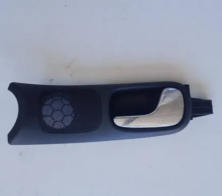 Audi A4 S4 B5 8D Front door interior handle 8D0837020