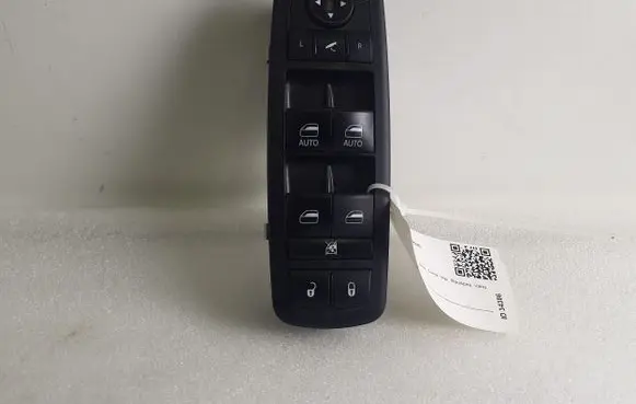 Ram 1500 Electric window control switch 68262252AC 10123672