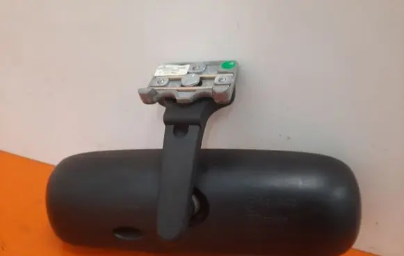 Tesla Model S Rear view mirror (interior) E11015805