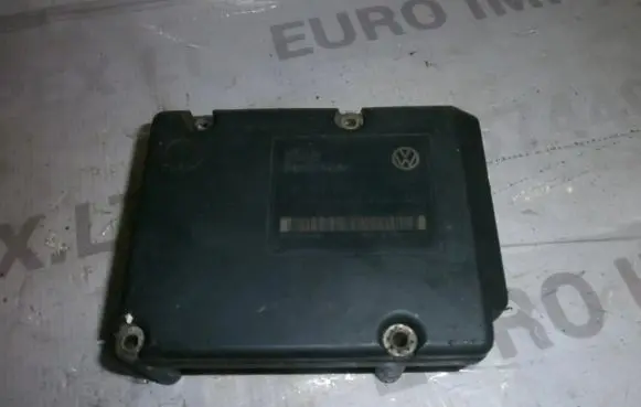 Volkswagen Golf IV ABS Pump 1J0907379G 10020401424