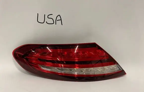 Mercedes-Benz C AMG W205 Rear/tail lights A2059063305