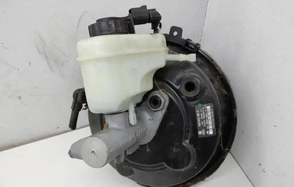 Audi Q7 4L Master brake cylinder 7L8612101E 03786946014