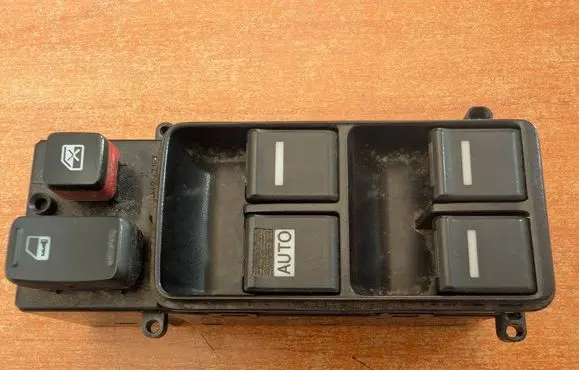 Honda Accord Other switches/knobs/shifts D8HHF4TMF72