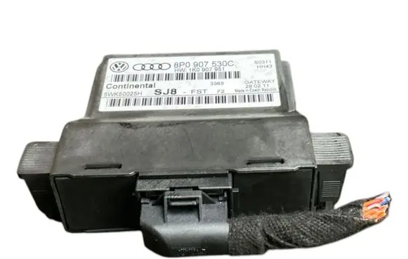 Audi A3 S3 A3 Sportback 8P Gateway control module 8P0907530C 5WK50025H 1K0907951