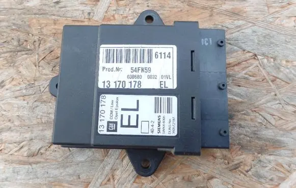 Opel Vectra C Door central lock control unit/module 13170178