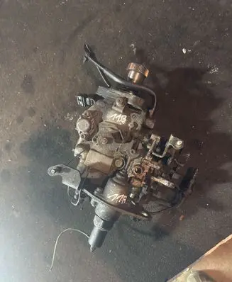 Renault Master II Fuel injection high pressure pump 0460404090