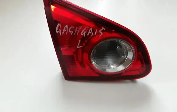Nissan Qashqai+2 Tailgate rear/tail lights 89071063