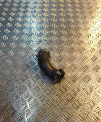 Audi A8 S8 D3 4E Intercooler hose/pipe 4F0145944 4E0145944