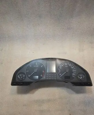 Audi A8 S8 D2 4D Speedometer (instrument cluster) 110008639 4D0919033G