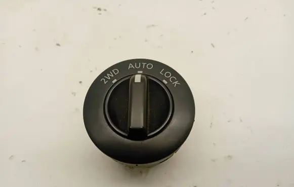Nissan X-Trail T30 Differential lock switch 