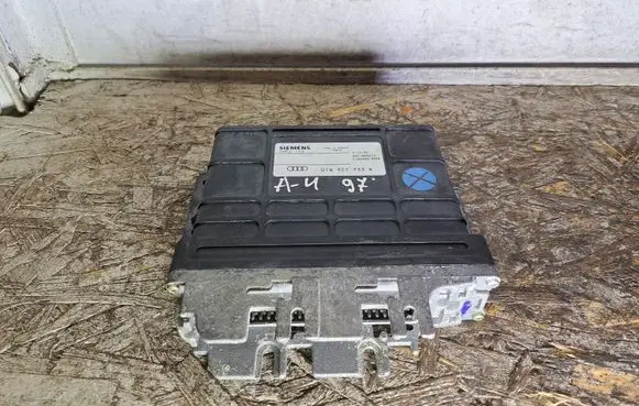 Audi A4 S4 B5 8D Gearbox control unit/module 01N927733R 5WP2113