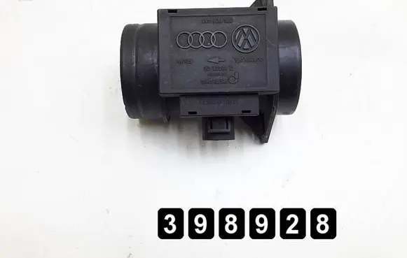 Volkswagen Golf IV Mass air flow meter 71822101 074906461