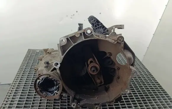 Skoda Fabia Mk2 (5J) Manual 5 speed gearbox JHL